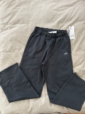 ALO Yoga Men's Black Athletic Jogger Sweatpants BEW WITH TAGS